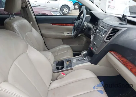 2010 Subaru Outback 2.5I Limited из США, поврежденный, VIN 4S4BRBKC4A3338787